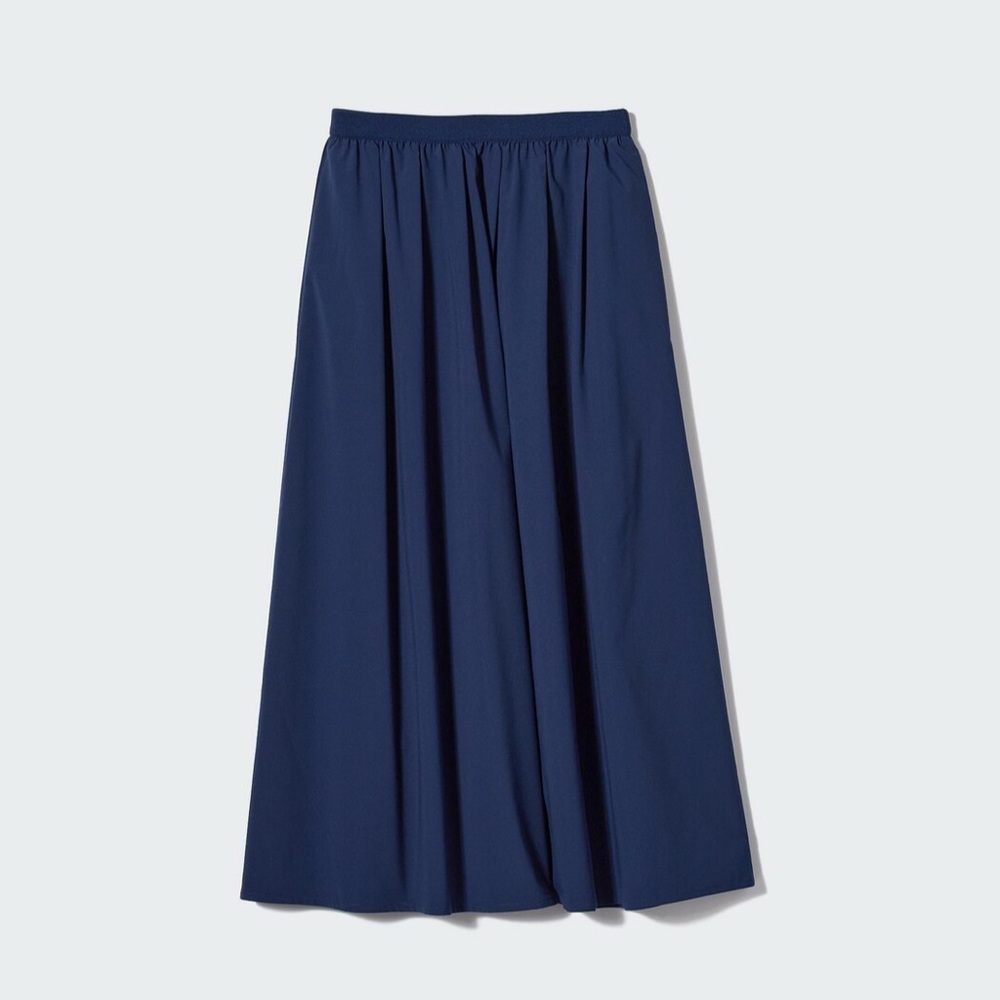 Uniqulo Volume long skirt Navy Blue